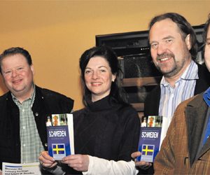 Kathrin und Olaf Plotke bei der Buchpräsentation in Paris 2010.