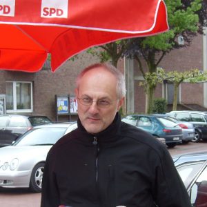 Im Gespräch: (v.l.) Jörg Lorenz, Hubert Schlautmann und Dr. Markus Bremers.