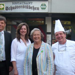 Diskutierten gemeinsam im Bürgerhaus: Dr. Peter Welters, Kathrin Plotke, Bärbel Höhn und Meisterkoch Jean-Marie Dumaine.