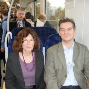 Sigreid Eicker und Bodo Wißen an Bord des Niersexpress