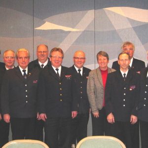 Barbara Hendricks mit den Spitzen der Feuerwehren im Kreis Kleve
